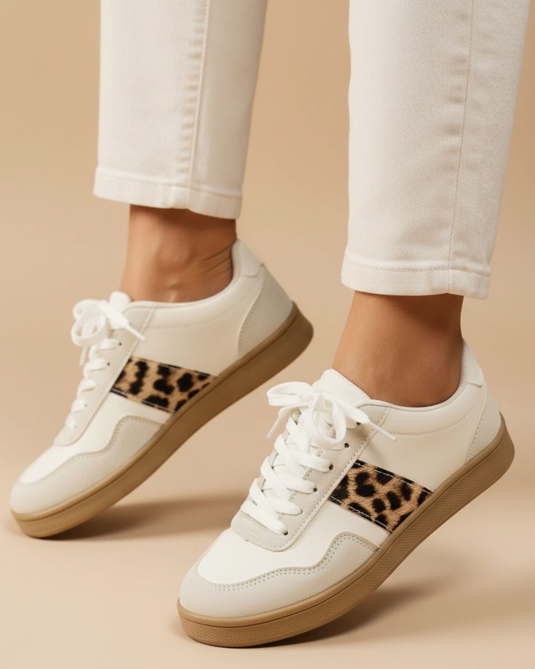 Estera | Białe sneakersy z motywem panterki